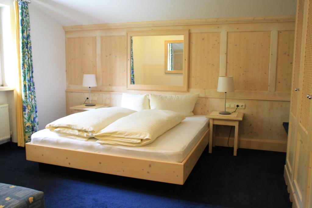 Apartments Margarethe Neukirchen am Grossvenediger Room photo